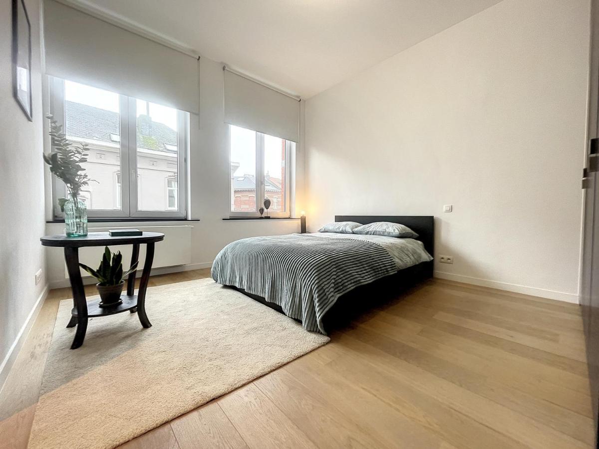 Elegant Flat Cinquantenaire Brussels Exterior photo